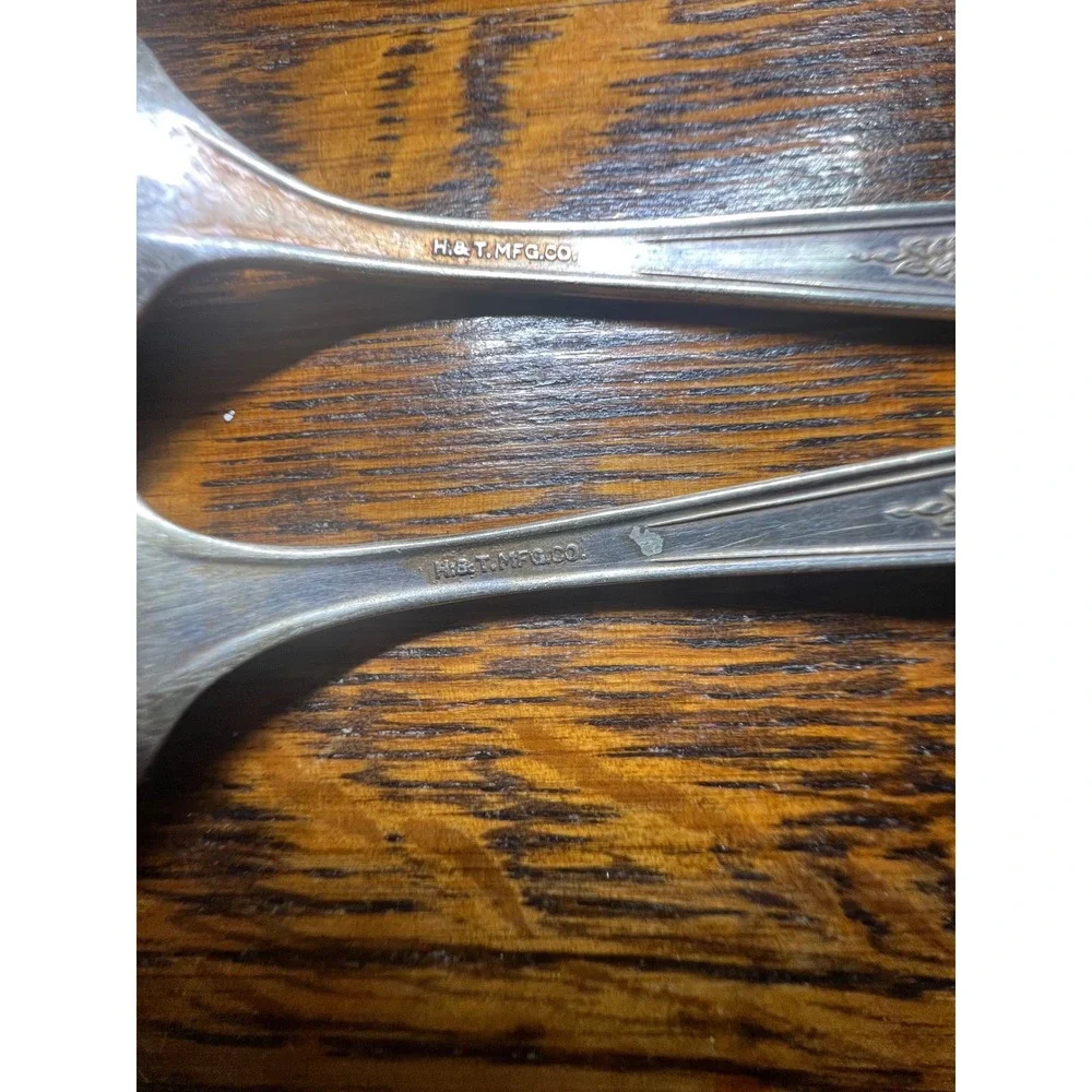 Vintage H & T Mfg Co Silver Plated Teaspoons Floral Pattern Set of 2 Silverware
